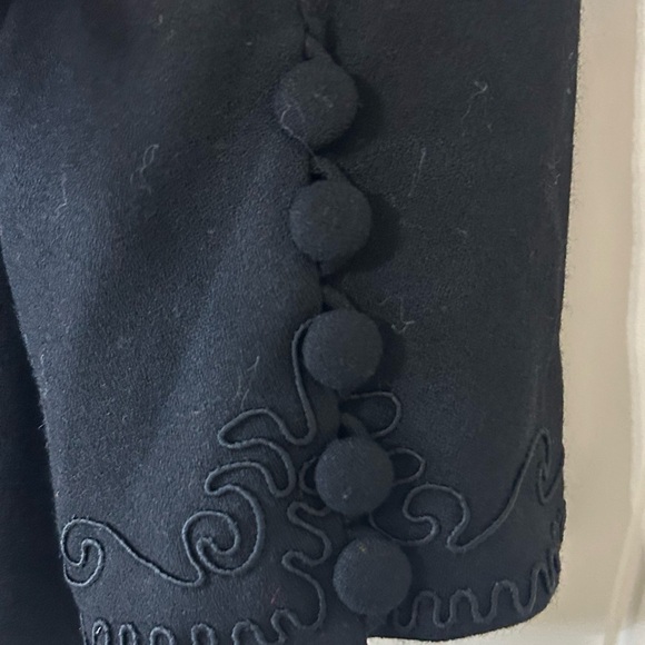 Whimsigoth Carmen Marc Valvo Vintage Embroidered Black Jacket. Size 12. - Picture 4 of 11